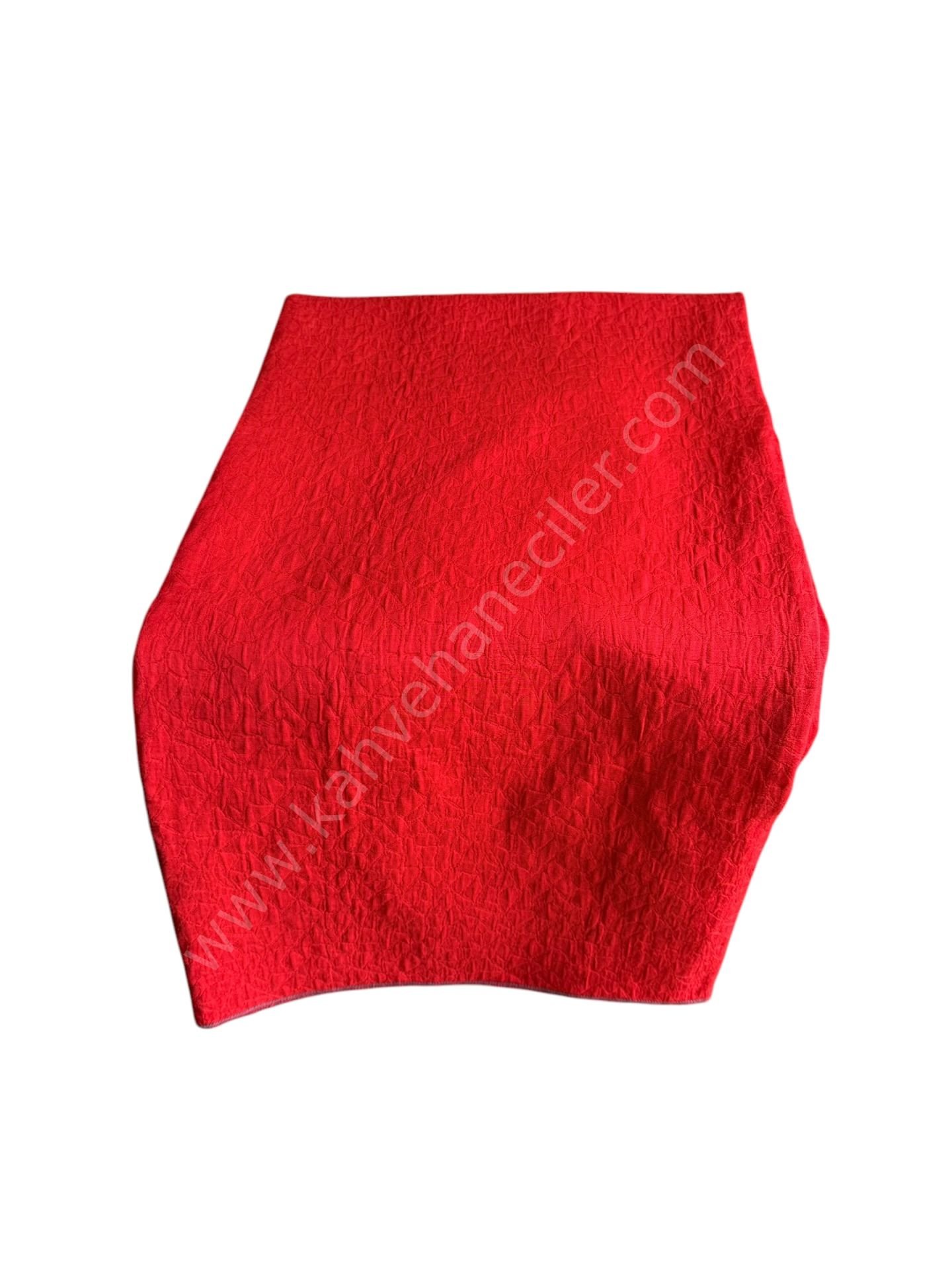 KİRMİZİ KADİFE  CİFT TARAFLİ MASA  ÖRTÜSÜ 140x140Cm