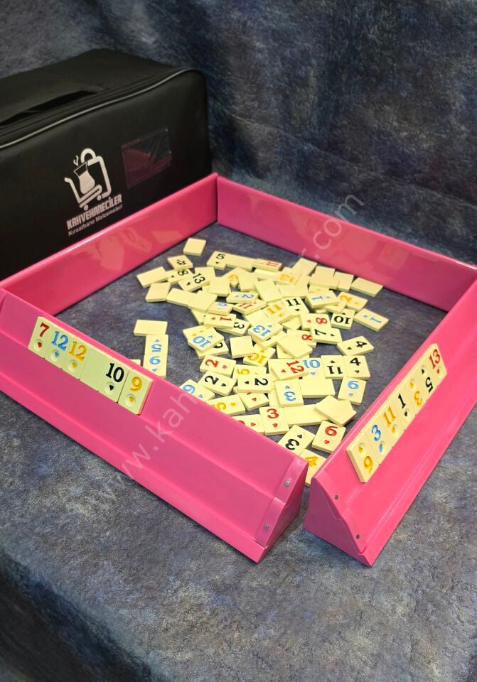 Pembe  Ahşap Okey Takımı