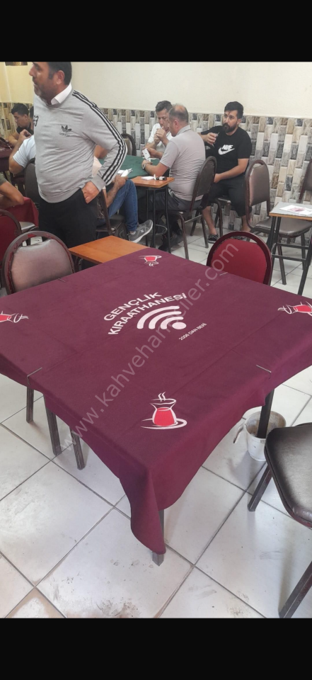 Logolu Baskılı Kadife Masa Örtüsü