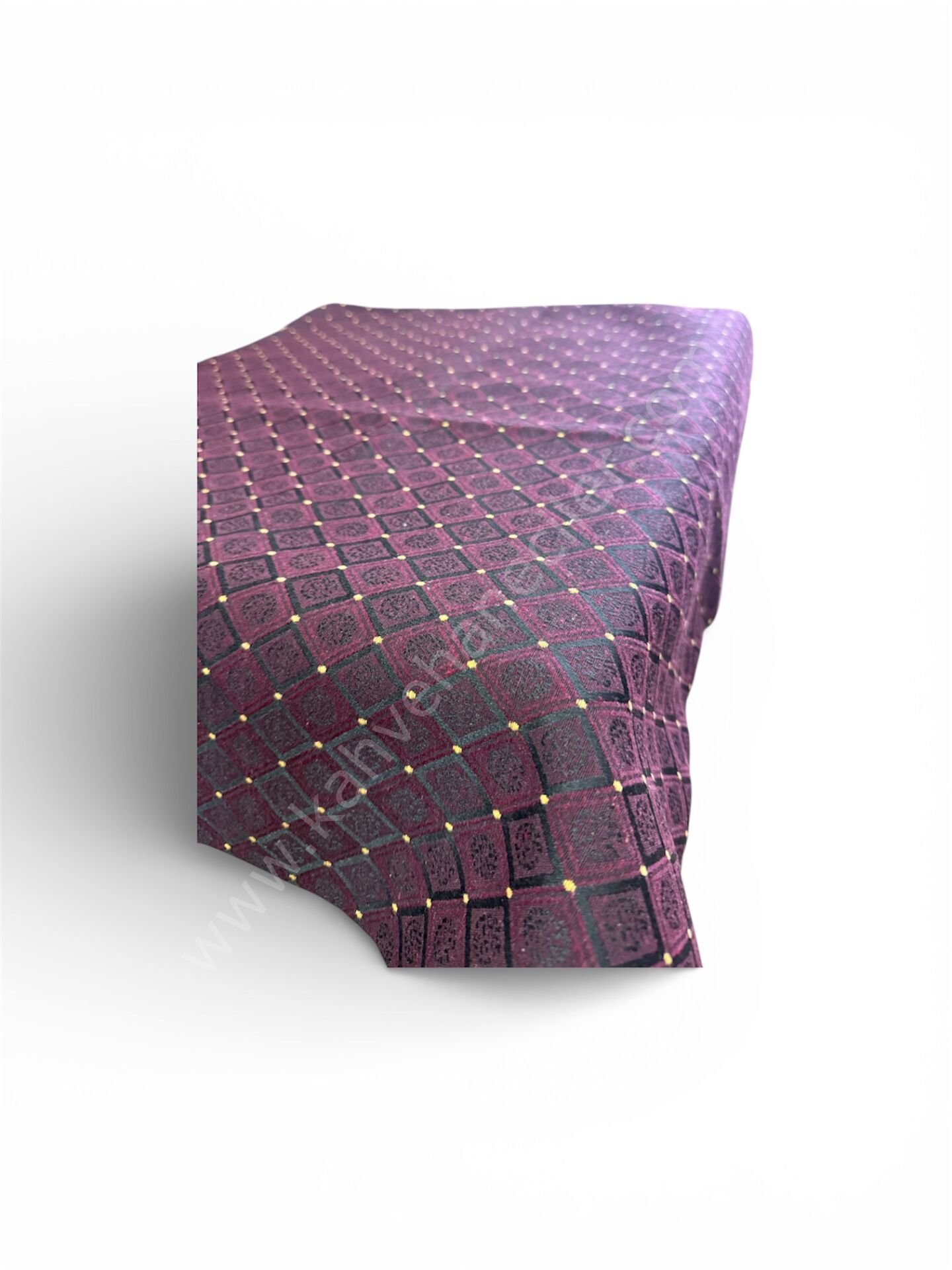 KOYU BORDO CİFT TARAFLI MASA ÖRTÜSÜ 140x140CM